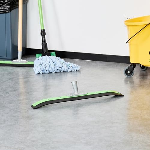 Restaurantware Clean Tek Professional 24 Inch Curved Floor Squeegee