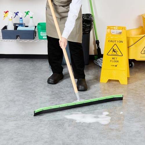 Restaurantware Clean Tek 3583 Inch Squeegee Floor Broom