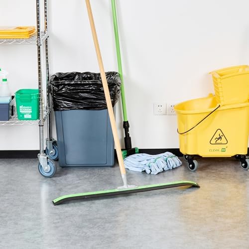 Restaurantware Clean Tek 3583 Inch Squeegee Floor Broom