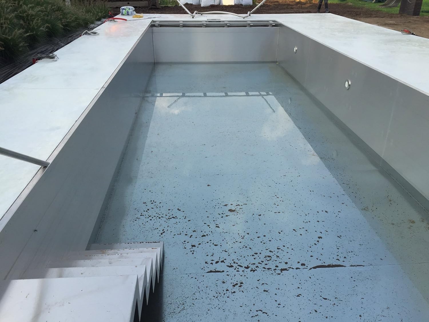 Heavy-Duty Rust Remover Gel for Stainless Steel and Metal Surfaces 4 oz